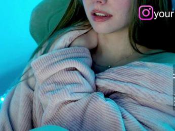 VikkiExtraCheese — Bongacams recorded stream image, 21.10.2025 19:50