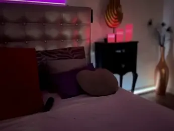 TiffanyRoxx — Stripchat recorded stream screenshot (21 Oct 2025)