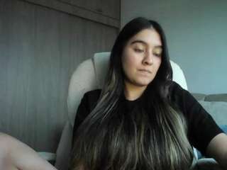 alexyferrer — Camsoda recorded stream image, 22.10.2025 21:50