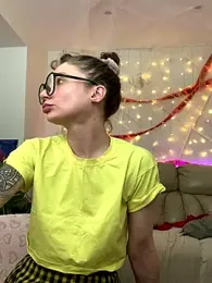 HotCaramellsTV — Stripchat recorded stream image, 23.10.2025 11:40