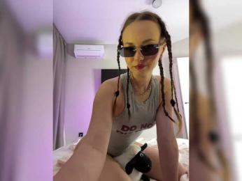 OlivkaVif — Bongacams recorded stream screenshot (23 Oct 2025)