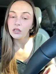 lunagirl13 — Stripchat recorded stream image, 24.10.2025 20:00