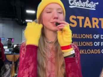 eve003300 — Chaturbate recorded stream image, 24.10.2025 21:20