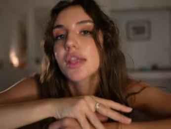 valerieh — Chaturbate recorded stream screenshot (25 Oct 2025)