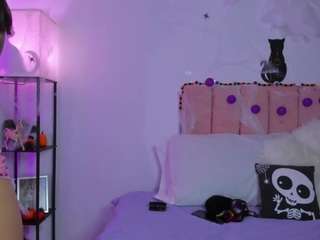 marianabranz — Camsoda recorded stream image, 25.10.2025 06:20