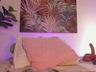 nicoleriveraa — Camsoda recorded stream screenshot (25 Oct 2025)