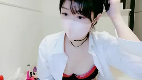 IORio2 — Stripchat recorded stream image, 25.10.2025 20:20