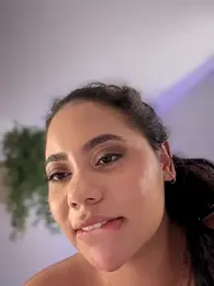 Aryrosee — Stripchat recorded stream image, 26.10.2025 00:00