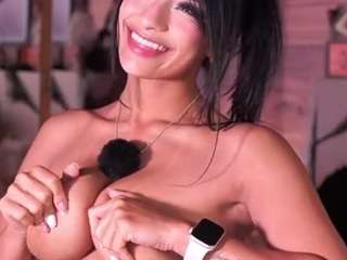 izzywild — Camsoda recorded stream image, 26.10.2025 11:50
