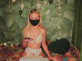 Meeeeow — Bongacams recorded stream image, 26.10.2025 21:30