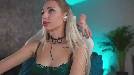 misstics_ — Stripchat recorded stream image, 26.10.2025 22:10