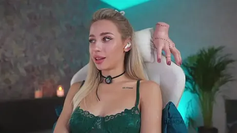 misstics_ — Stripchat recorded stream image, 26.10.2025 22:10