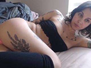 dahliaexotica — Camsoda recorded stream screenshot (21 Feb 2025)