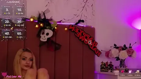 PinkySparks — Stripchat recorded stream screenshot (27 Oct 2025)