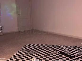 petitebrat — Chaturbate recorded stream image, 27.10.2025 21:40