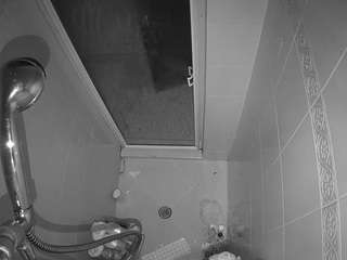 voyeurcam-baileybase-shower — Camsoda recorded stream image, 17.02.2025 18:30