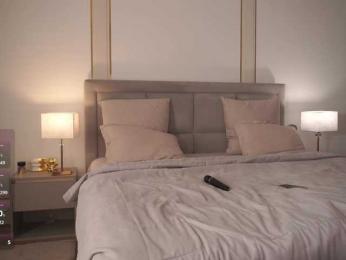 Eseniyavl — Bongacams recorded stream image, 28.10.2025 05:00