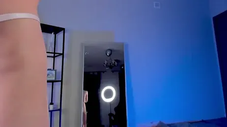 elfinvibes — Stripchat recorded stream screenshot (28 Oct 2025)