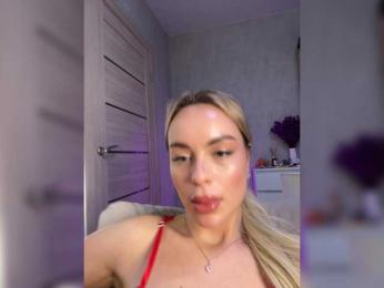 Mila-m — Bongacams recorded stream image, 28.10.2025 10:20