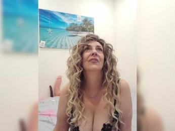 mery8poppins — Bongacams recorded stream image, 28.10.2025 12:30