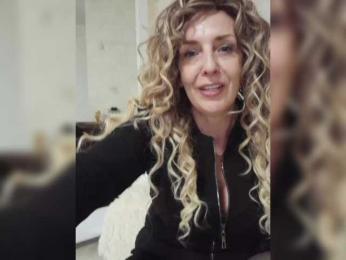 mery8poppins — Bongacams recorded stream image, 28.10.2025 12:30