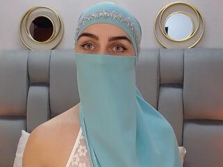 Aliah Manzur — Flirt4free recorded stream screenshot (28 Oct 2025)