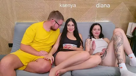 Ksenny — Stripchat recorded stream screenshot (28 Oct 2025)