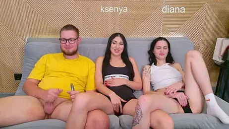 Ksenny — Stripchat recorded stream screenshot (28 Oct 2025)