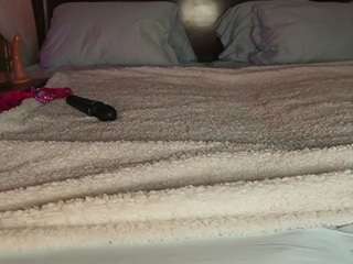 katyerave — Camsoda recorded stream image, 28.10.2025 20:10