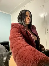 Candy_Love_18 — Stripchat recorded stream image, 29.10.2025 17:30