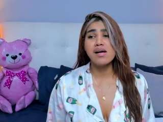 victoria-rouse — Camsoda recorded stream image, 29.10.2025 15:20