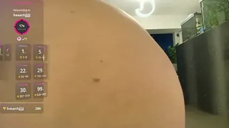 Layla- — Stripchat recorded stream screenshot (29 Oct 2025)