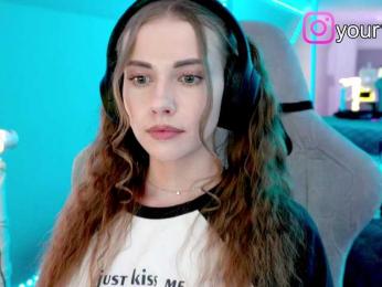 VikkiExtraCheese — Bongacams recorded stream image, 29.10.2025 21:20