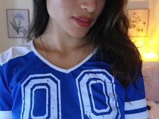 Alejandhra — Flirt4free recorded stream screenshot (31 Oct 2025)