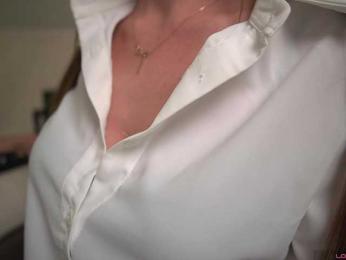 Eva_ — Bongacams recorded stream screenshot (31 Oct 2025)