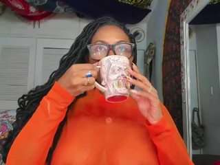 elizagrey — Camsoda recorded stream image, 31.10.2025 22:50