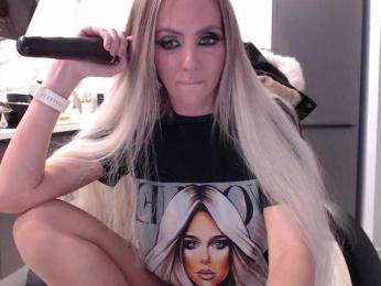 blondalina — Bongacams recorded stream image, 31.10.2025 21:40