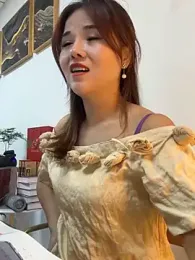 Efangfang — Stripchat recorded stream screenshot (01 Nov 2025)