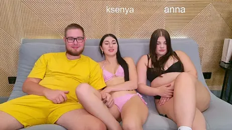 Ksenny — Stripchat recorded stream screenshot (01 Nov 2025)