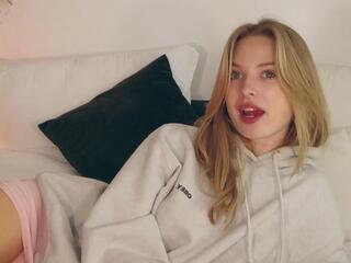 Emma Wilde — Flirt4free recorded stream image, 02.11.2025 02:40