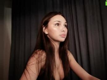 hollyextra — Chaturbate recorded stream image, 02.11.2025 21:20
