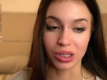 vivid_girls — Chaturbate recorded stream image, 03.11.2025 07:40