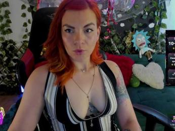 Cocochanell — Bongacams recorded stream screenshot (03 Nov 2025)