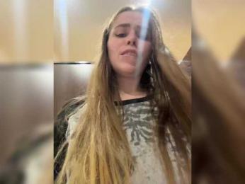 LolaSexxx — Bongacams recorded stream screenshot (04 Nov 2025)