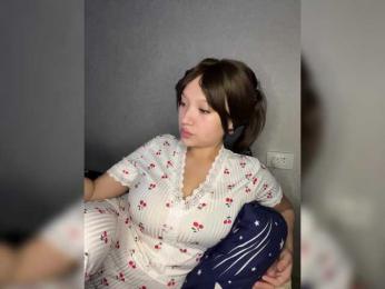 Goldlove10 — Bongacams recorded stream screenshot (04 Nov 2025)