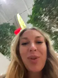 Sweet___Emily — Stripchat recorded stream image, 04.11.2025 11:30