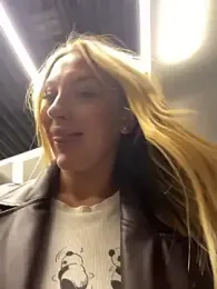 Sweet___Emily — Stripchat recorded stream image, 04.11.2025 11:30