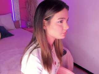 emyliesander — Camsoda recorded stream image, 04.11.2025 15:50