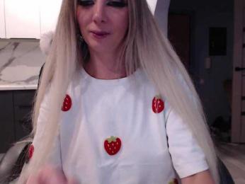 blondalina — Bongacams recorded stream image, 04.11.2025 18:30