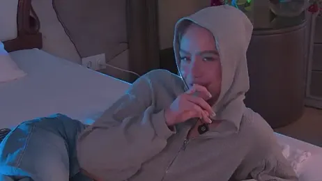 Amanda_River — Stripchat recorded stream screenshot (04 Nov 2025)